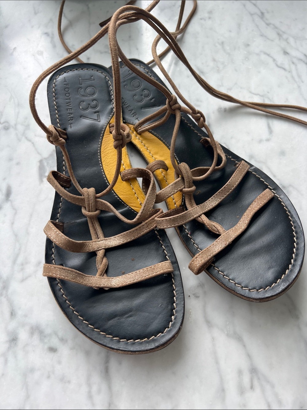 Metallic Leather Strap Gladiator Sandals